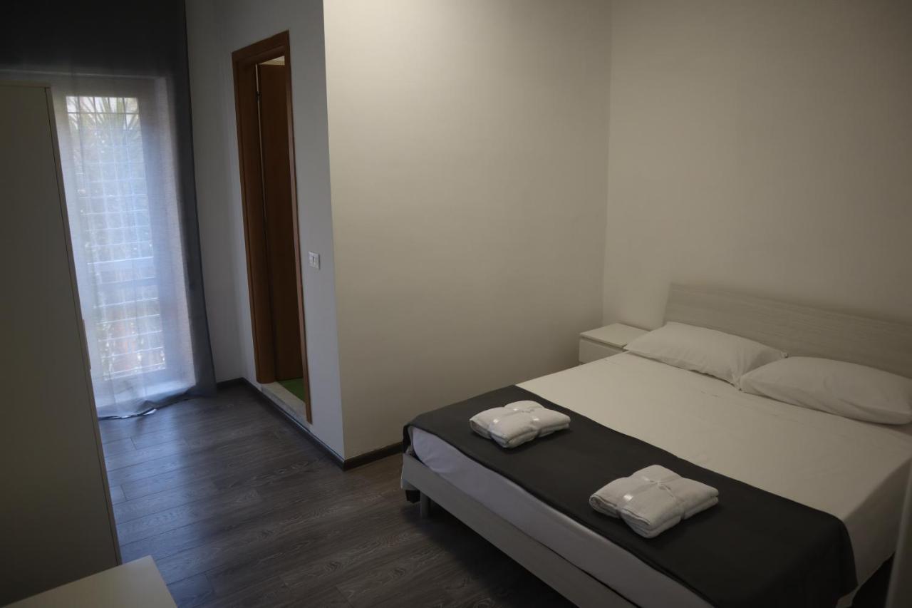 Lavinia House Apartment Лидо ди Остия Екстериор снимка